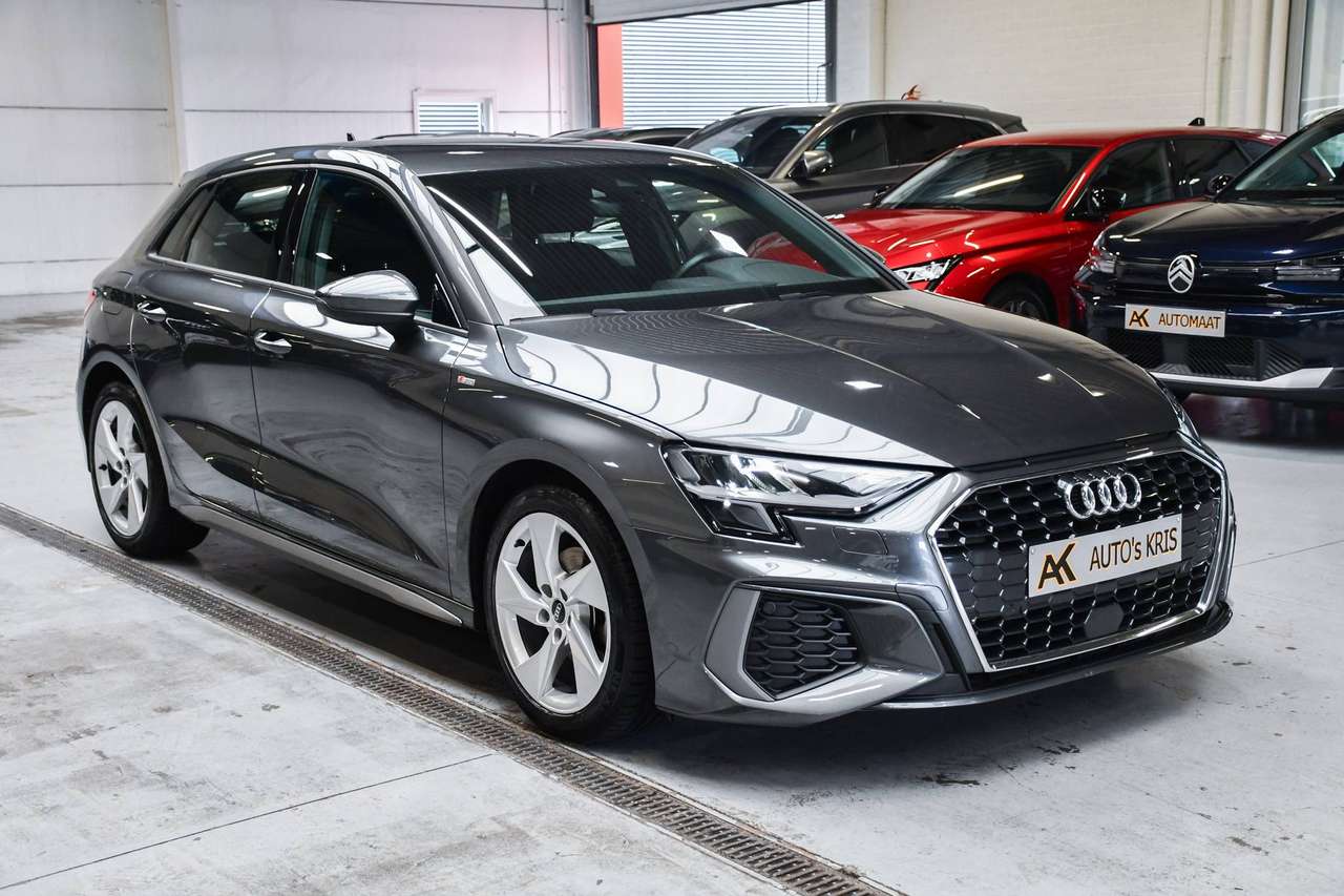 Audi A3 A3 Sportback 30 TFSI S line - NAVIGATIE / SMARTLINK / PDC / CC — foto 2 van 19