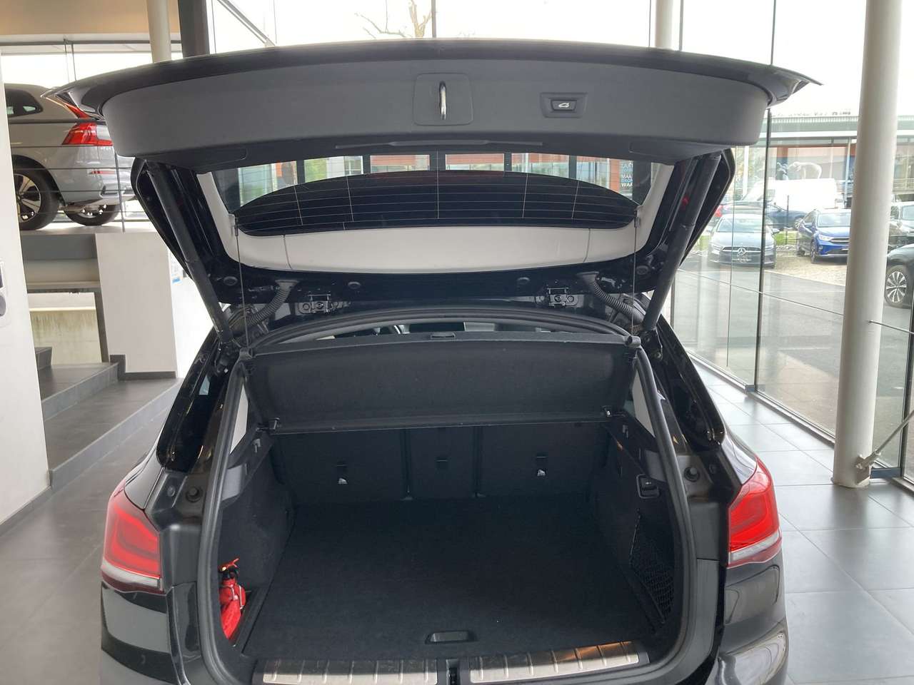 BMW X1 X DRIVE PHEV  AWD AUTOMAAT — foto 6 van 17