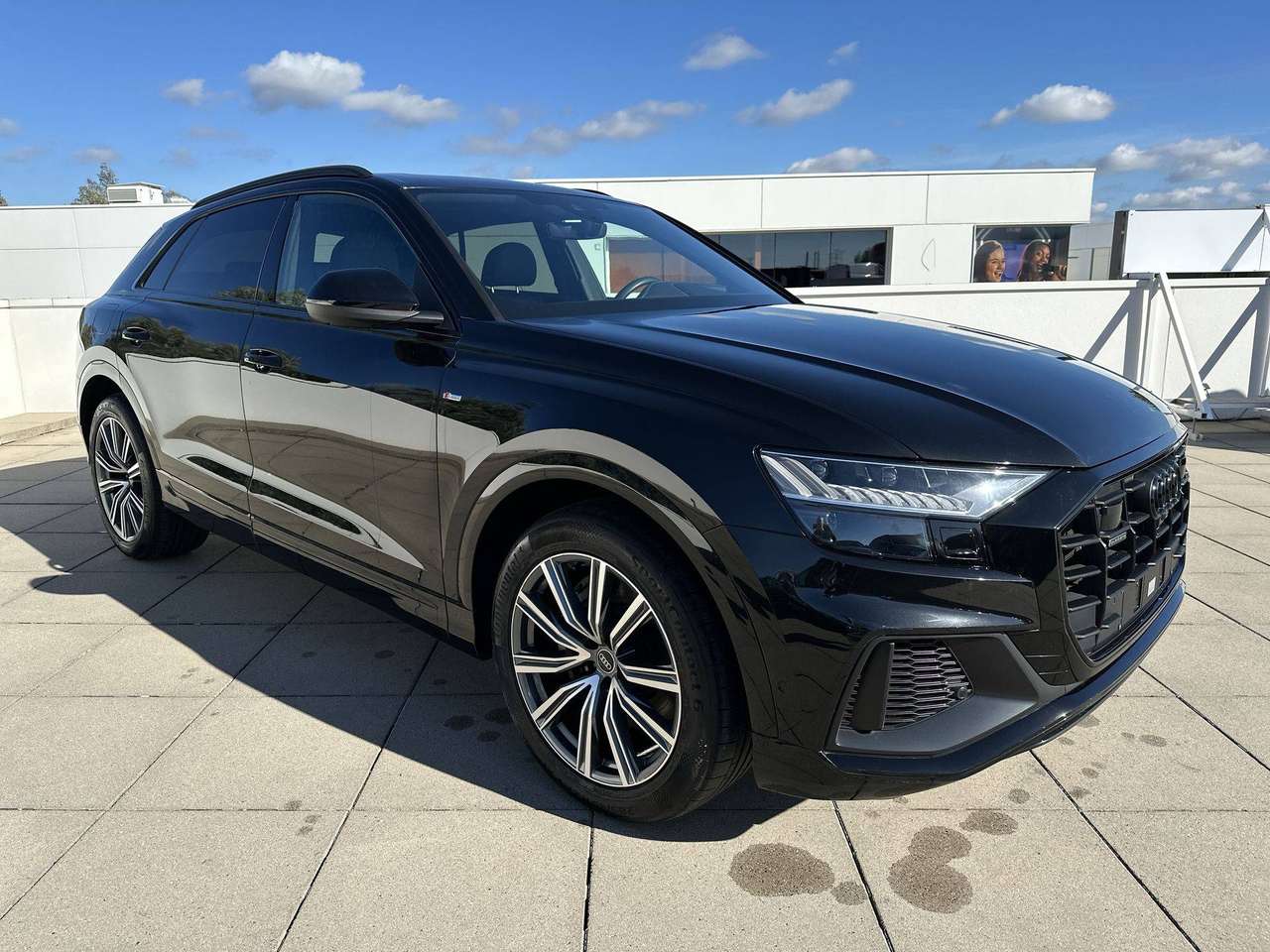 Audi Q8 PHEV 55 TFSI e Quattro Tiptronic (EU6AP) S- LINE PANO DAK HEAD-UP ADAPTIVE CRUISE CONTROL