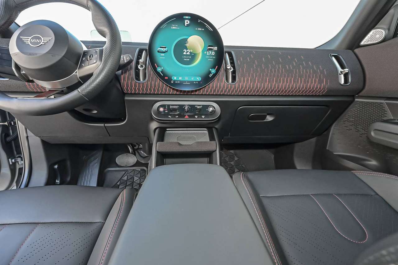 MINI Countryman E Countryman E JCW — foto 11 van 24