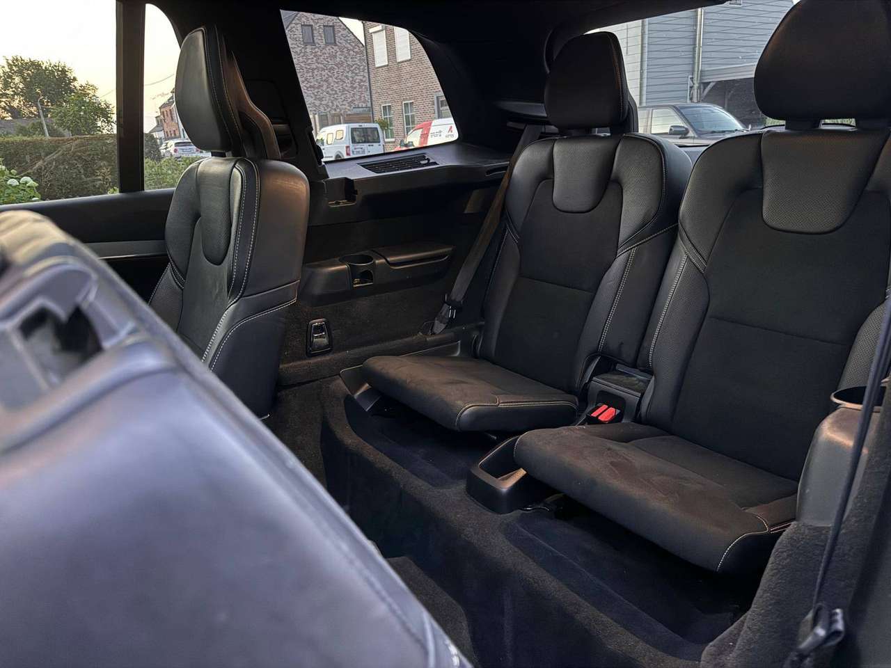 Volvo XC90 XC90 2.0 T8 TE 4WD PHEV R-Design 7pl. — foto 9 van 21
