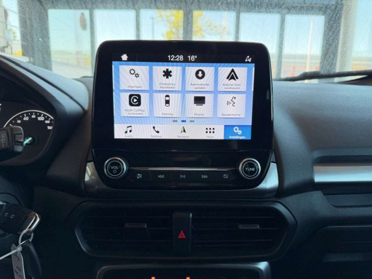 Ford EcoSport TREND BENZINE 76000KM — foto 12 van 20