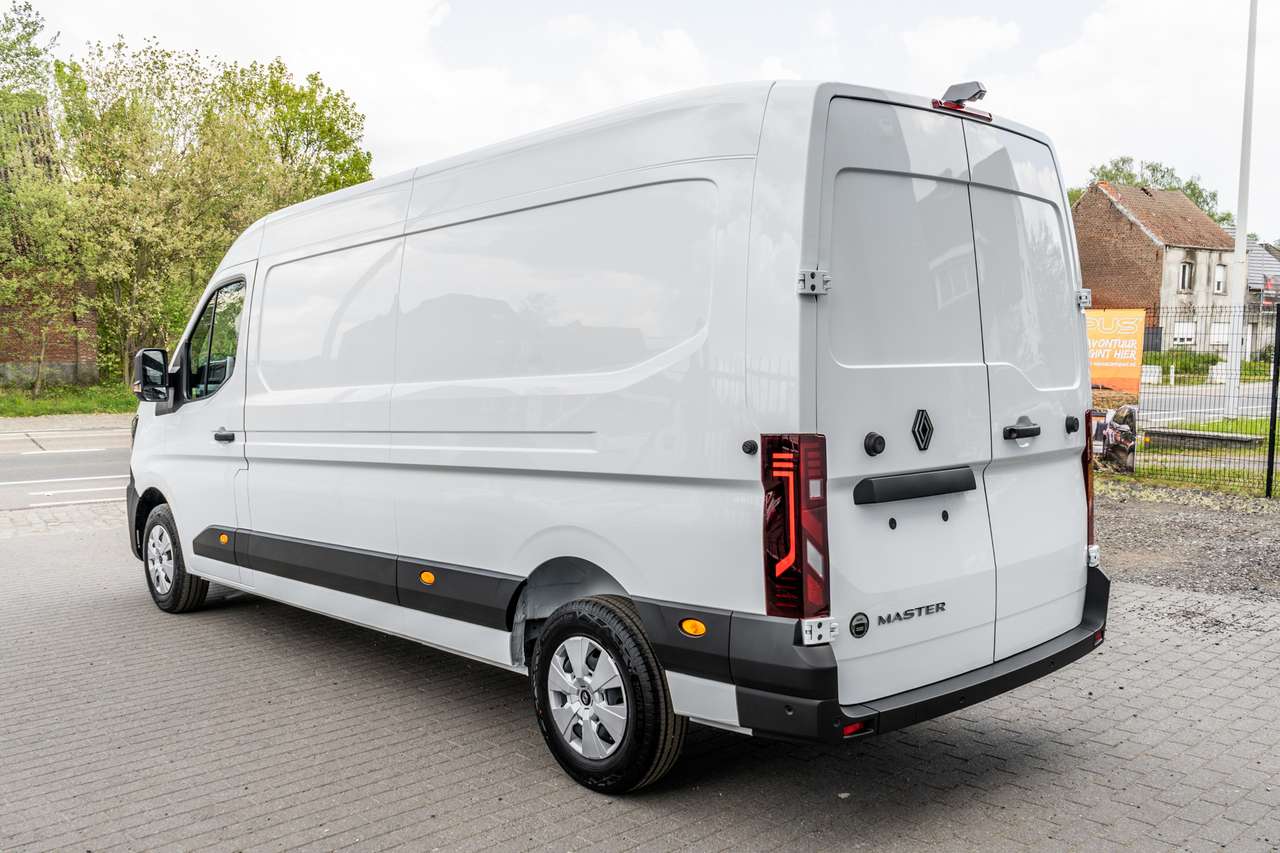 Renault Master 2.0dCi L3H2 - Automaat - Navigatie - 33.000excl — foto 6 van 13