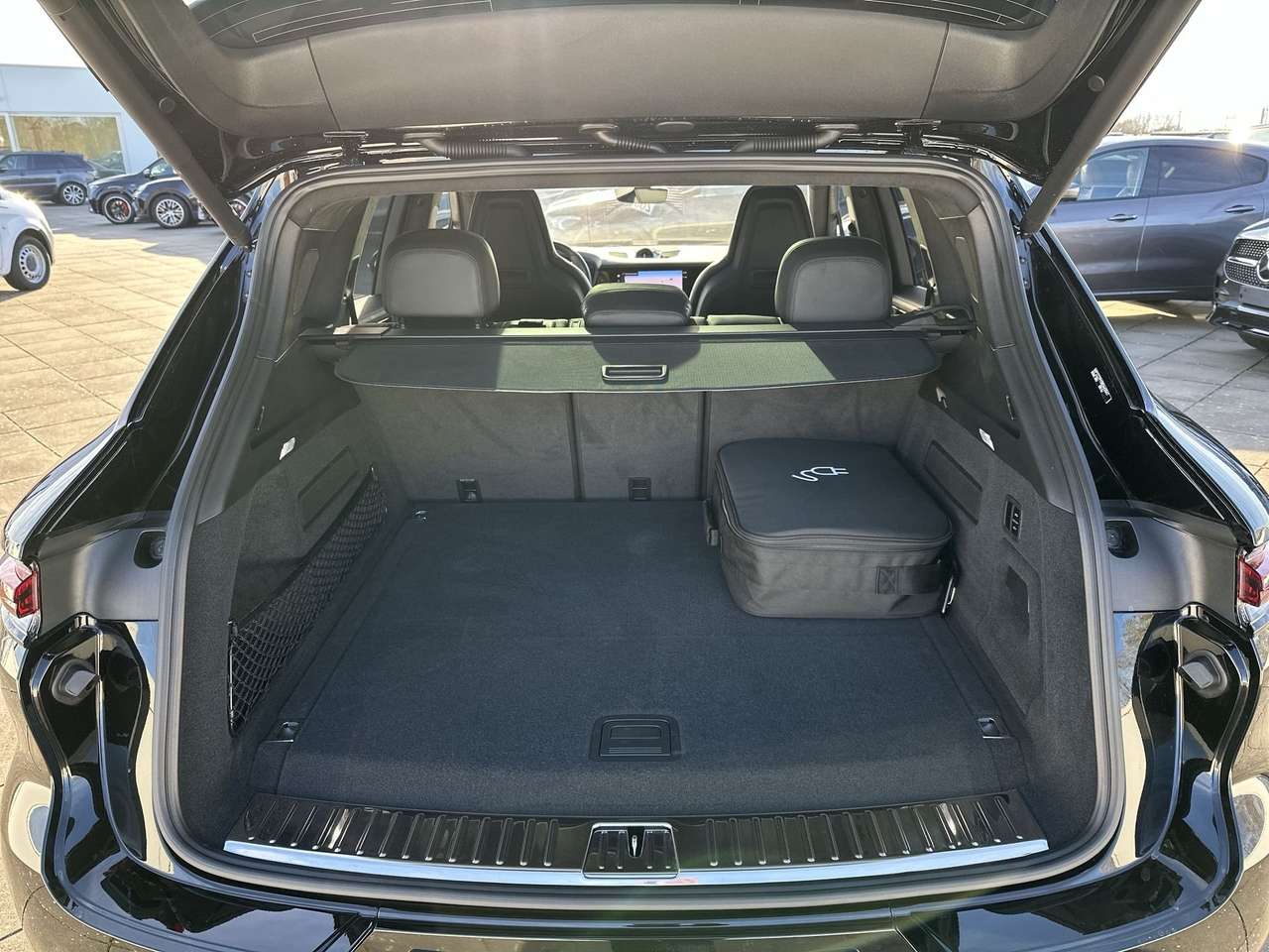 Porsche Cayenne Turbo E-Hybrid 42gr Co2 22" SportDesignPack Pano — foto 14 van 19