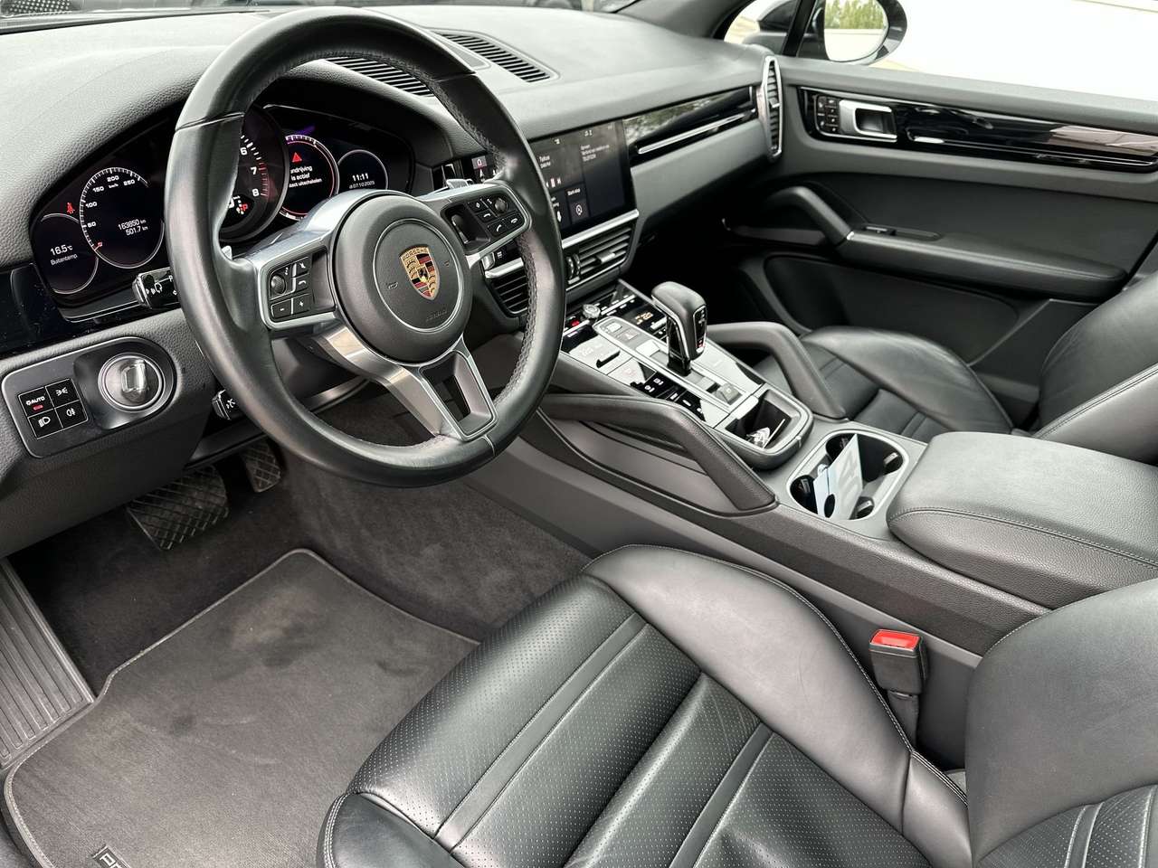 Porsche Cayenne 20"/PANODAK/LUCHTVERING/ACHTERUITRIJCAM — foto 9 van 19