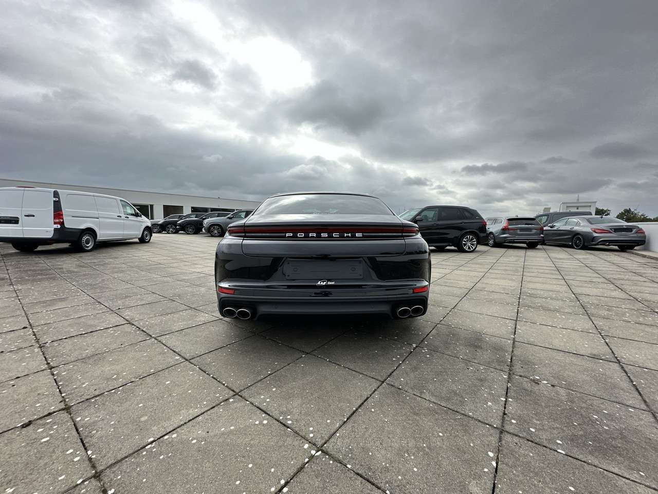 Porsche Panamera 4 E-Hybrid CATALOGUSPRIJS : 161.913 EURO!!! - 10%/FULL FULL!!PANODAK/BOSE/CRUISE CTR — foto 4 van 15