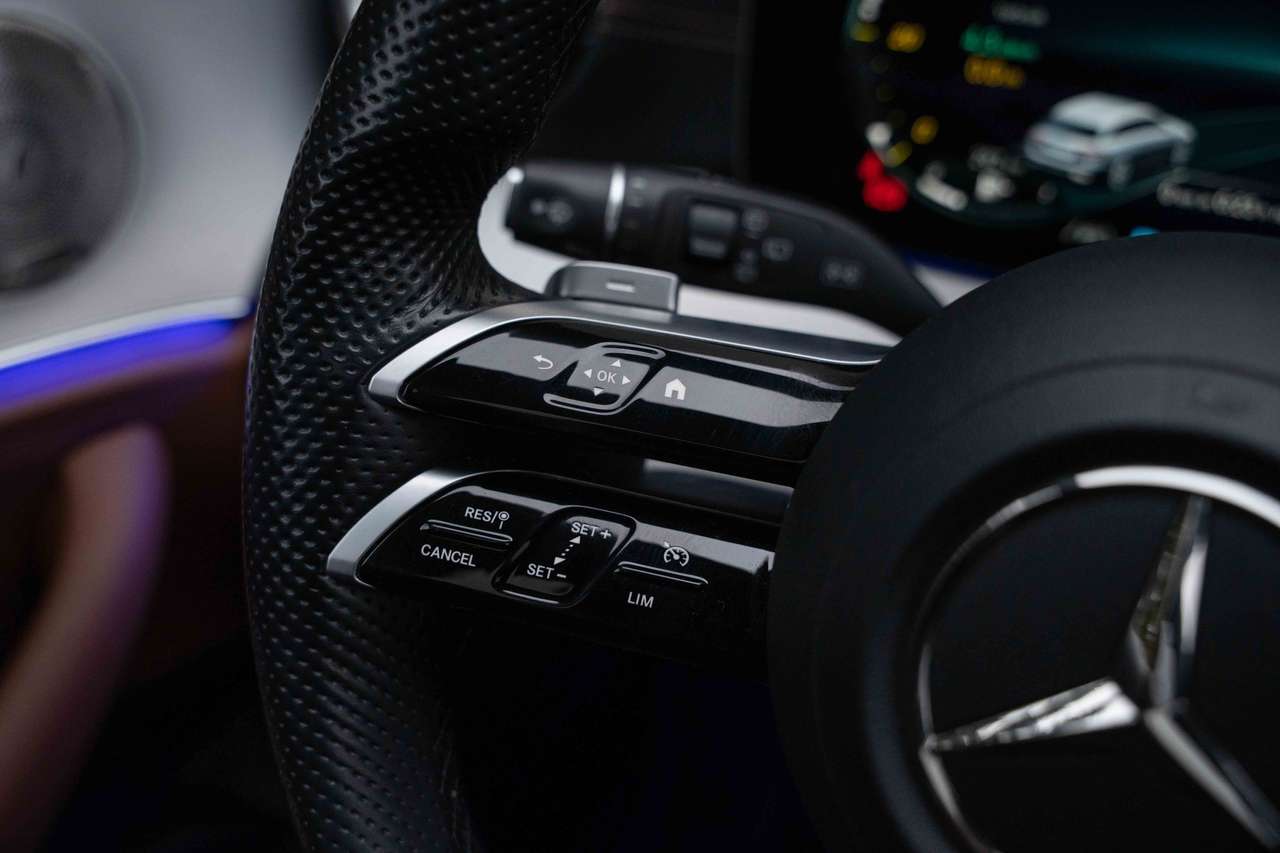 Mercedes-Benz E 300 de T AMG/PANO/MULTIBEAM/HUD/BURMESTER/NAPPA/360° — foto 16 van 25