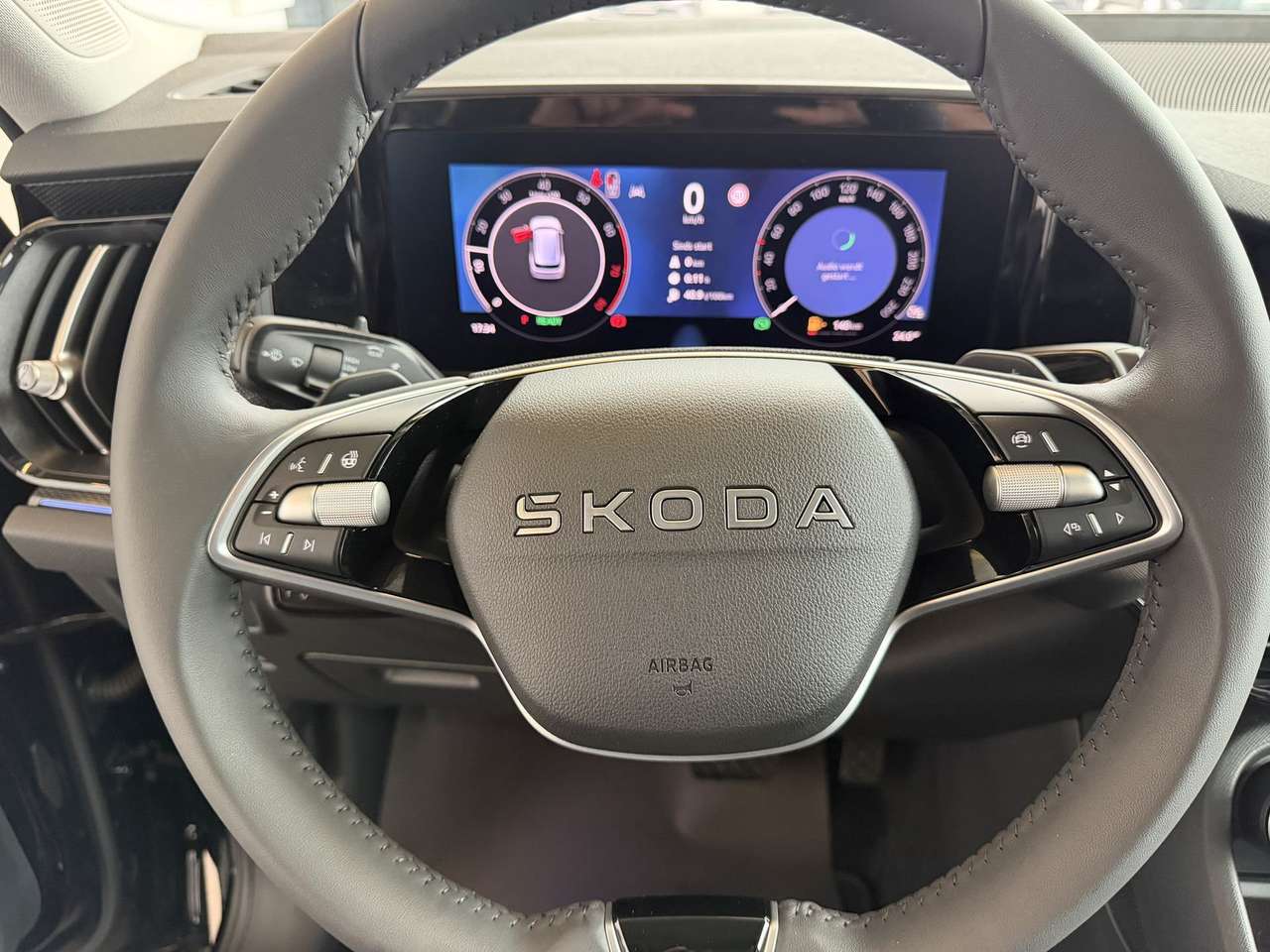 Skoda Kodiaq HYBRIDE BENZINE AUTOMAAT 7 ZIT NIEUW OKM!!!! — foto 19 van 25
