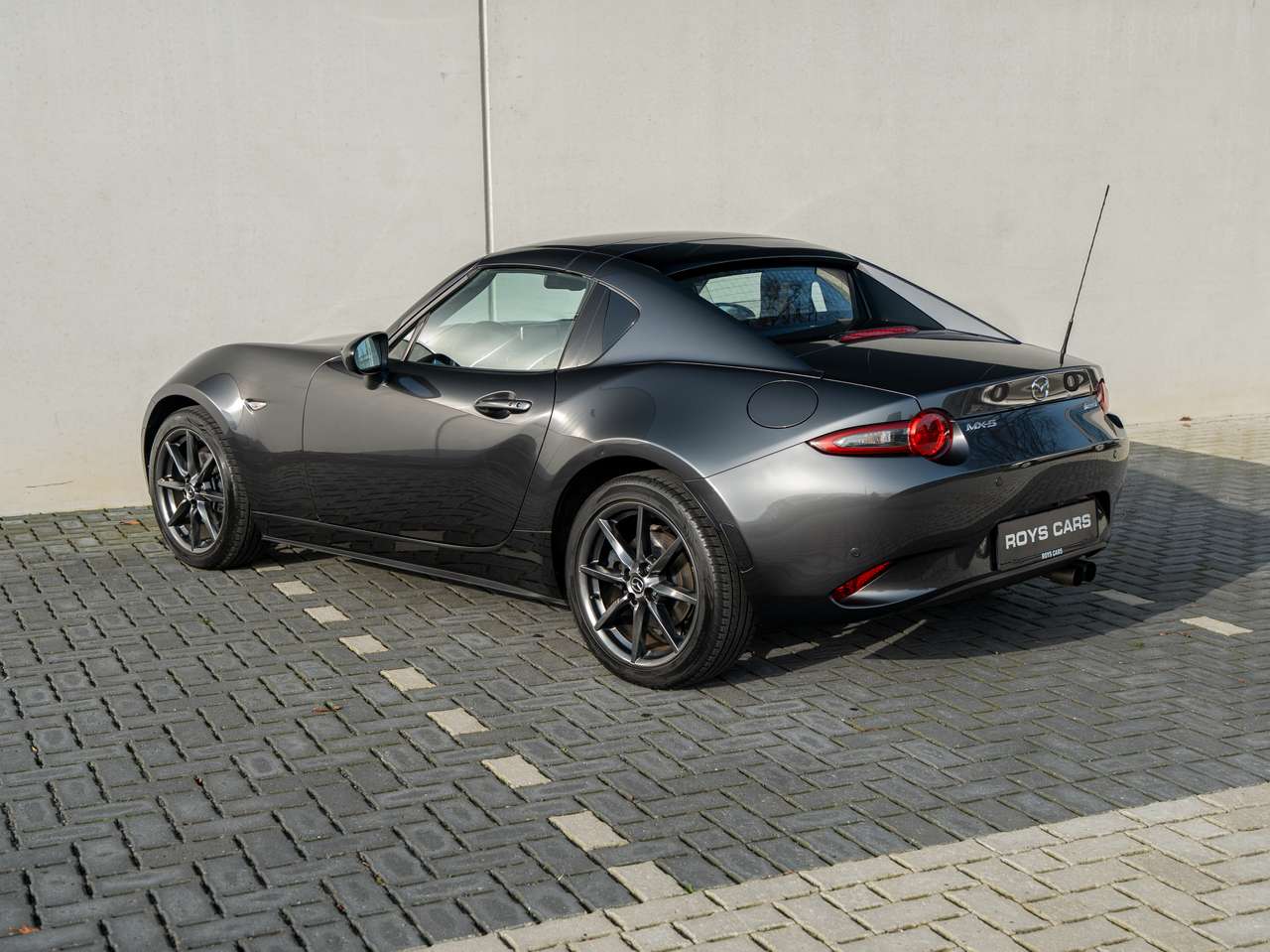 Mazda MX-5 MX-5 2.0i HARDTOP/NEW CONDITION/BOSE — foto 8 van 20