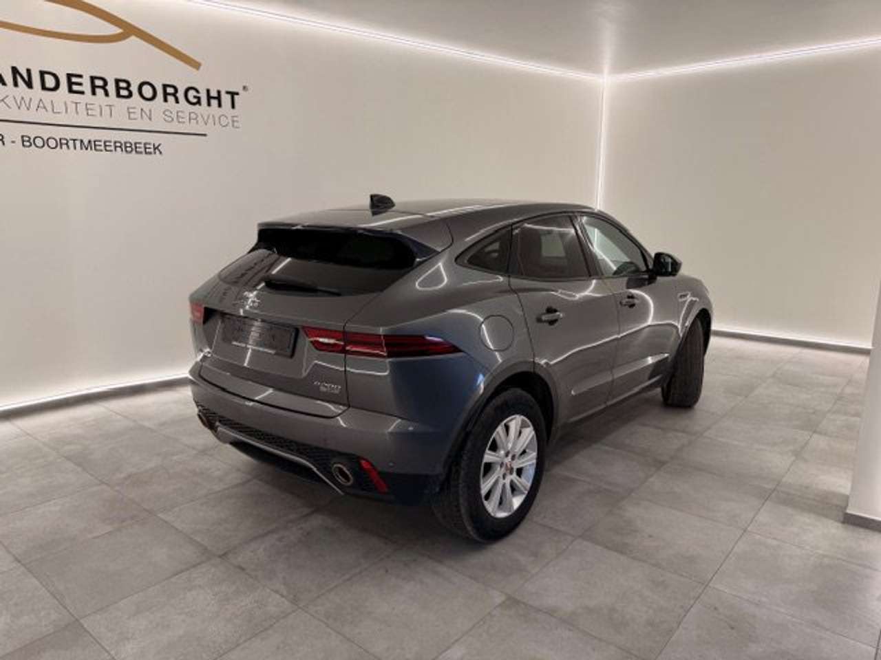 Jaguar E-Pace BENZINE AWD AUTOMAAT+TAL VAN OPTIES-49000KM!!! — foto 3 van 22