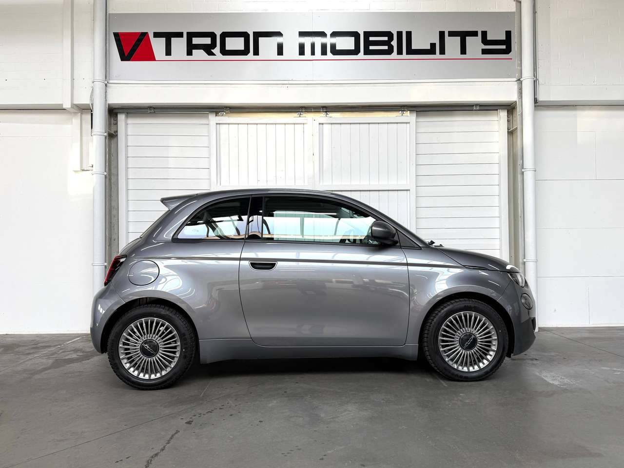 Fiat 500e Icon 24kWh BAT SoH 94% DAB*NAVI*CARPLAY*CC*LANEASS*AAC — foto 3 van 25