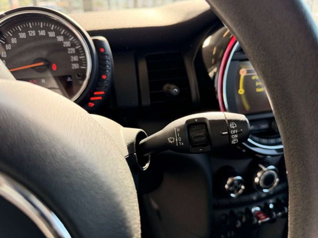 MINI One BENZINE -PERFECTE STAAT — foto 17 van 18