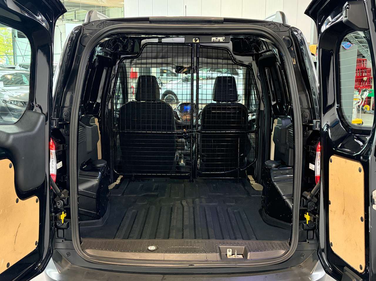 Ford Transit Courier 1.0 EcoBoost Trend S/S — foto 5 van 16
