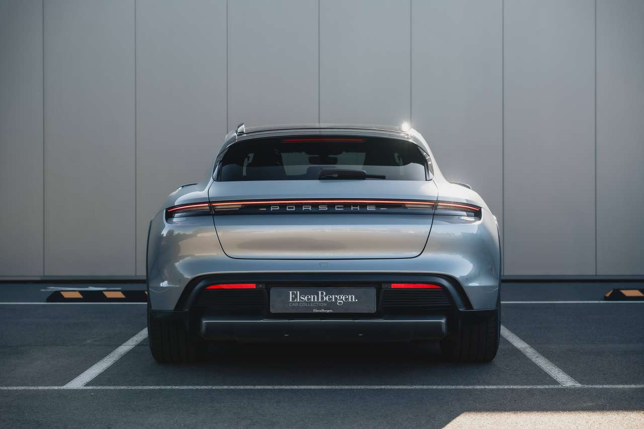 Porsche Taycan 4S Cross Turismo 93.4kWh Performance Battery Plus - 1st. Hand - Porsche History — foto 6 van 25