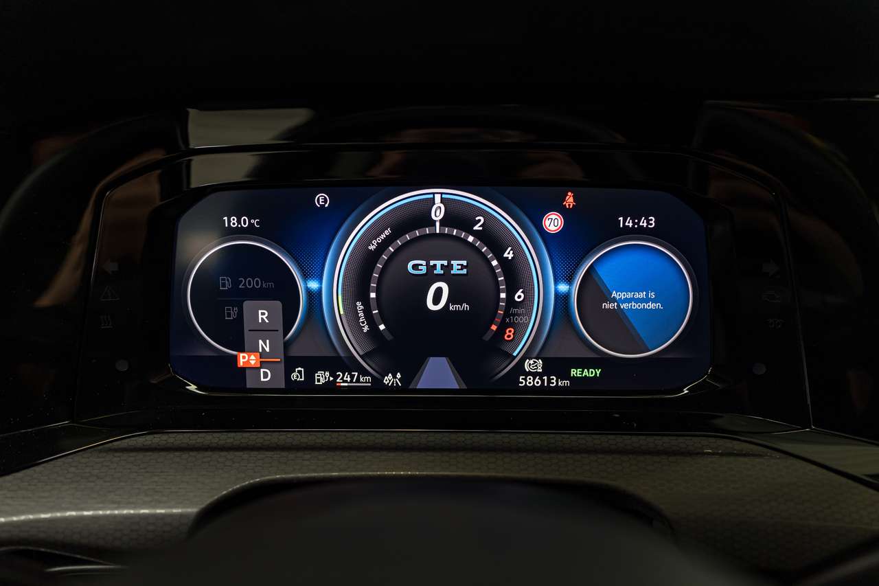 Volkswagen Golf GTE PHEV|PANO|KEYLESS|ACC|LA|AMBIENTLIGHT| — foto 25 van 25