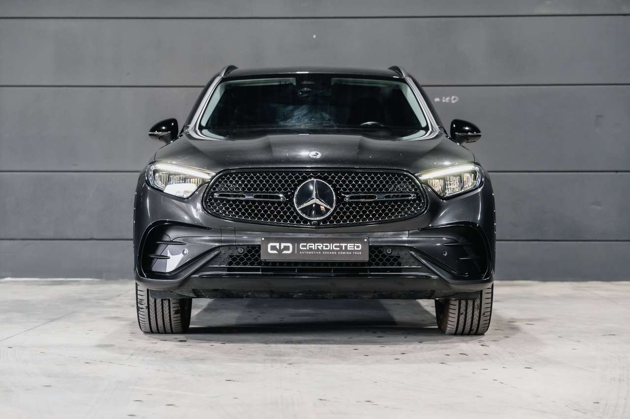 Mercedes-Benz GLC 300 (2023) — foto 2