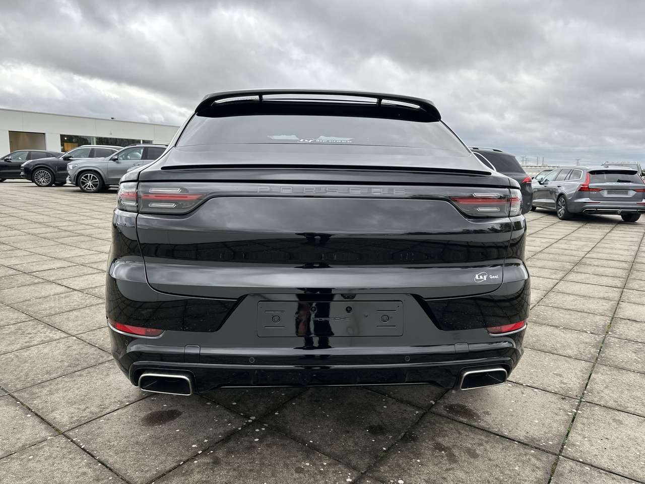Porsche Cayenne coupé/SPORTDESIGN/TREKH/BOSE/21" TURBO/PASM — foto 4 van 19