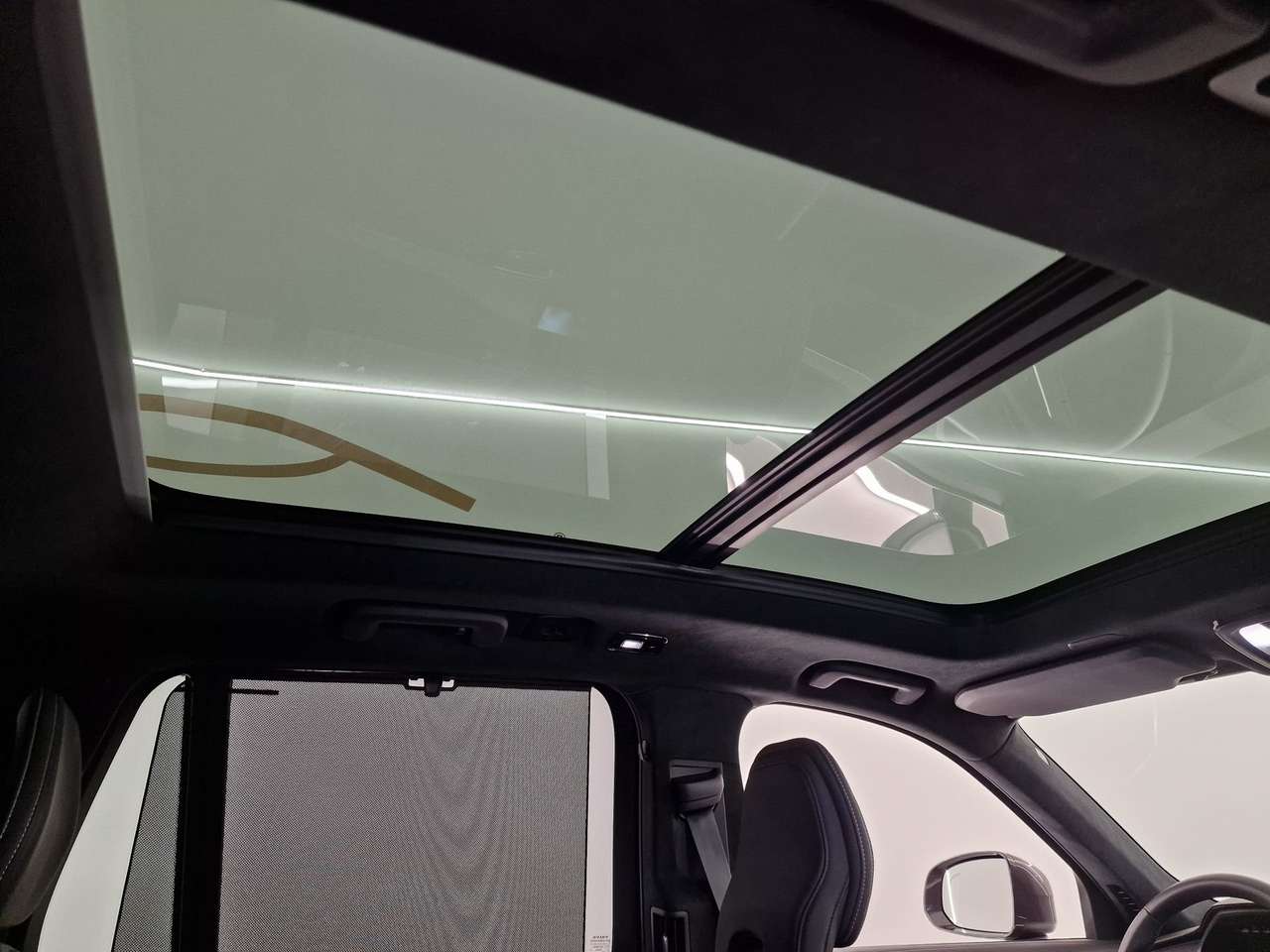 Volvo XC90 ULTIMATE PHEV 7 ZIT-LUCHTVERING-BOWERS & WILKINS — foto 9 van 20