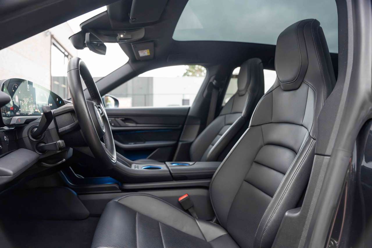 Porsche Taycan 4 Cross Turismo SOH94%/PANODAK/21'/BOSE/LUCHTV/MEMORY/CARPLAY/LANE — foto 11 van 25