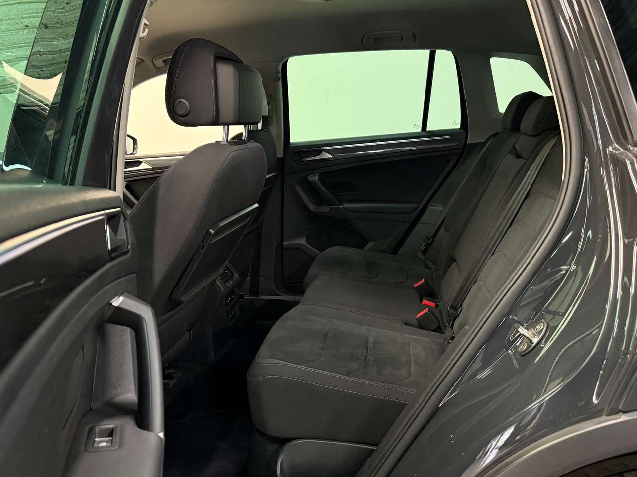 Volkswagen Tiguan 1.4 TSI 4Motion DSG 2017 Automaat R-Line! — foto 12 van 22