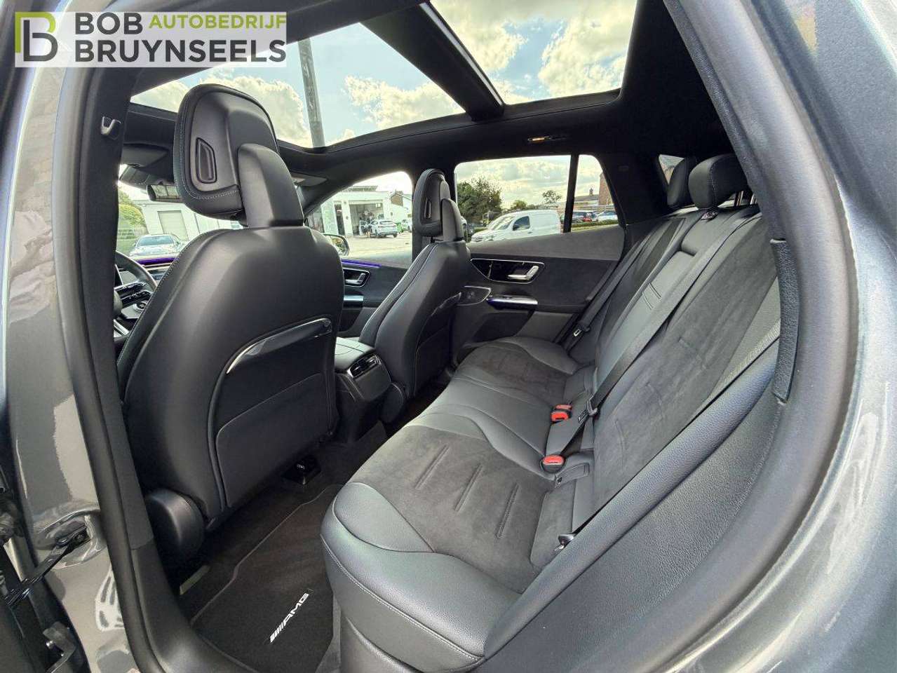Mercedes-Benz EQE SUV SUV Amg line – Nightpakket – 360°camera – distronic – Trekhaak – Panodak — foto 14 van 25
