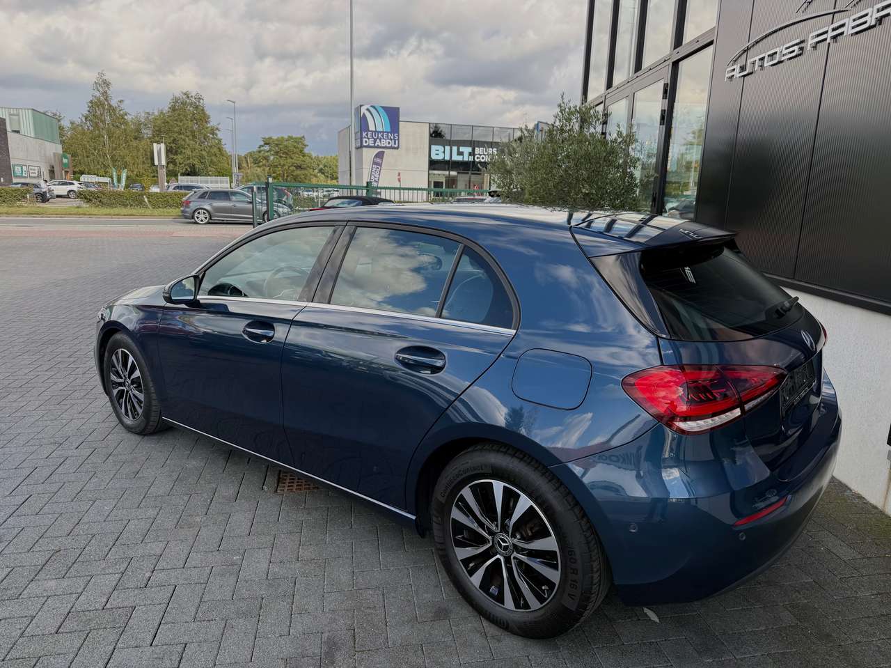 Mercedes-Benz A 180 d Sport Pack Gps Camera Sport seats 1 owner — foto 4 van 17