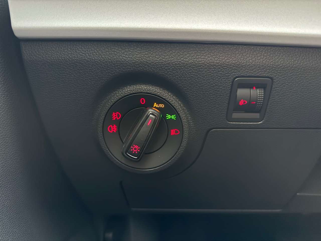 SEAT Ibiza Ibiza 1.0 TSI Move! Full Link DSG / LED / Bi-zone / PDC / CarPlay — foto 6 van 13