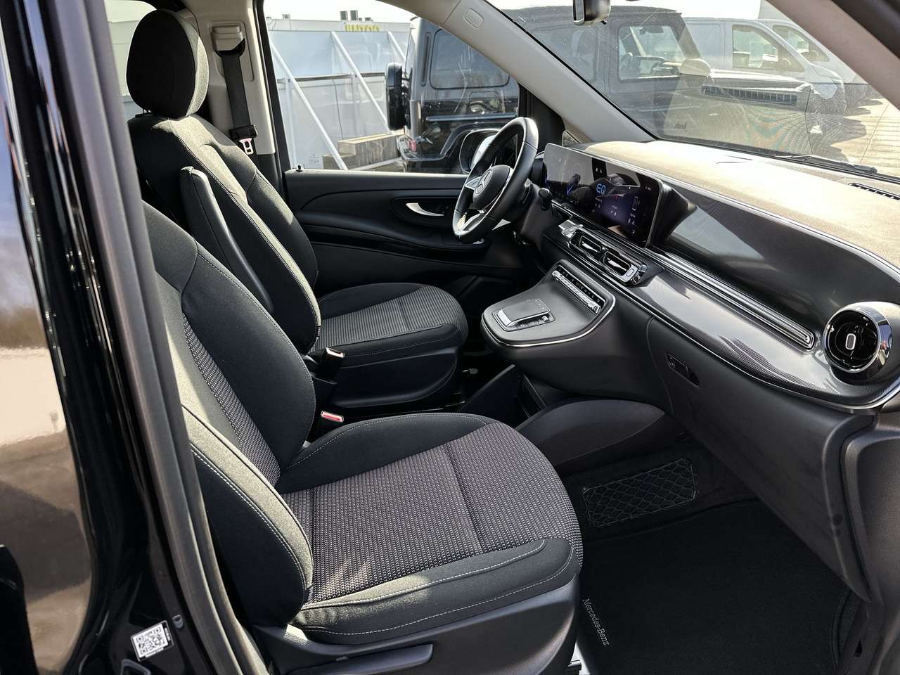 Mercedes-Benz EQV 300 EQV L3 90 kWh 300 — foto 13 van 20