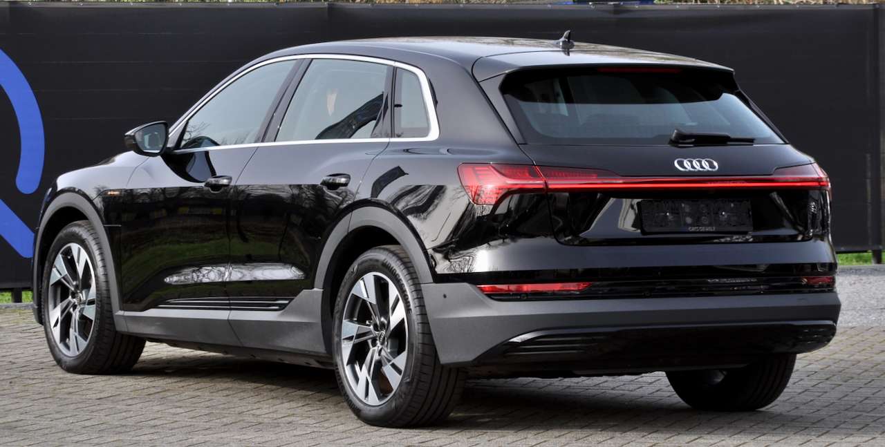 Audi e-tron 50 QUATTRO GPS CAMERA ZETELVER ELEKKOFFR ADAPTCRSE — foto 3 van 17