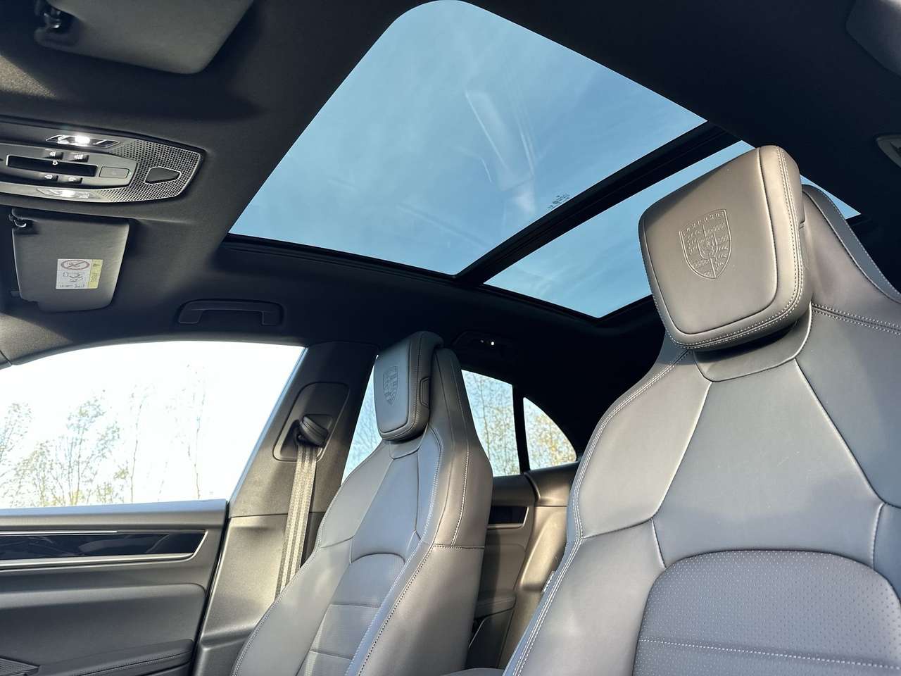 Porsche Macan 4ELEK/21"/PANODAK/TREKH/LEDER/AVENTURIENGROEN — foto 13 van 19