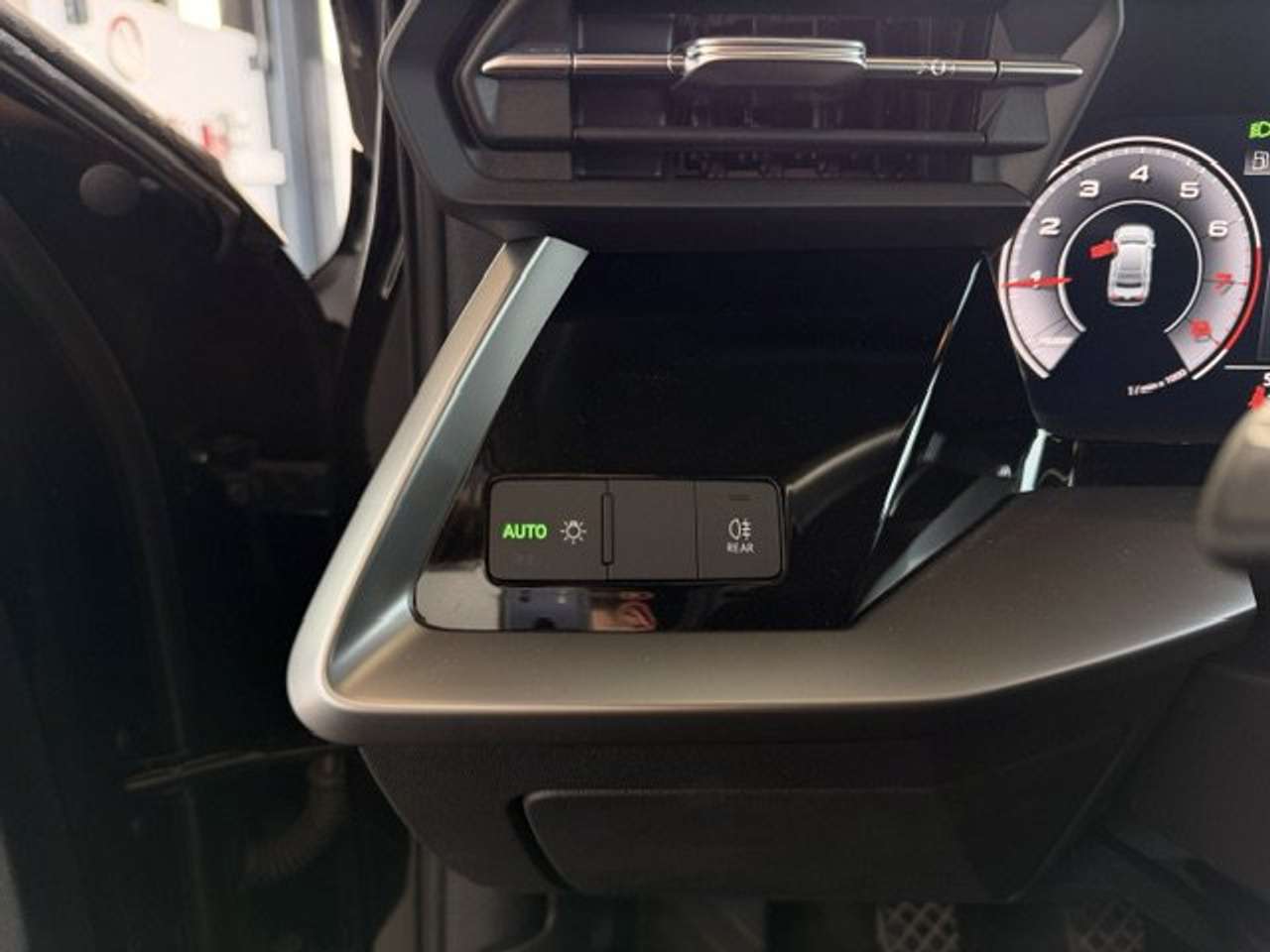Audi A3 3.0TFSI BENZINE 53000KM — foto 18 van 21