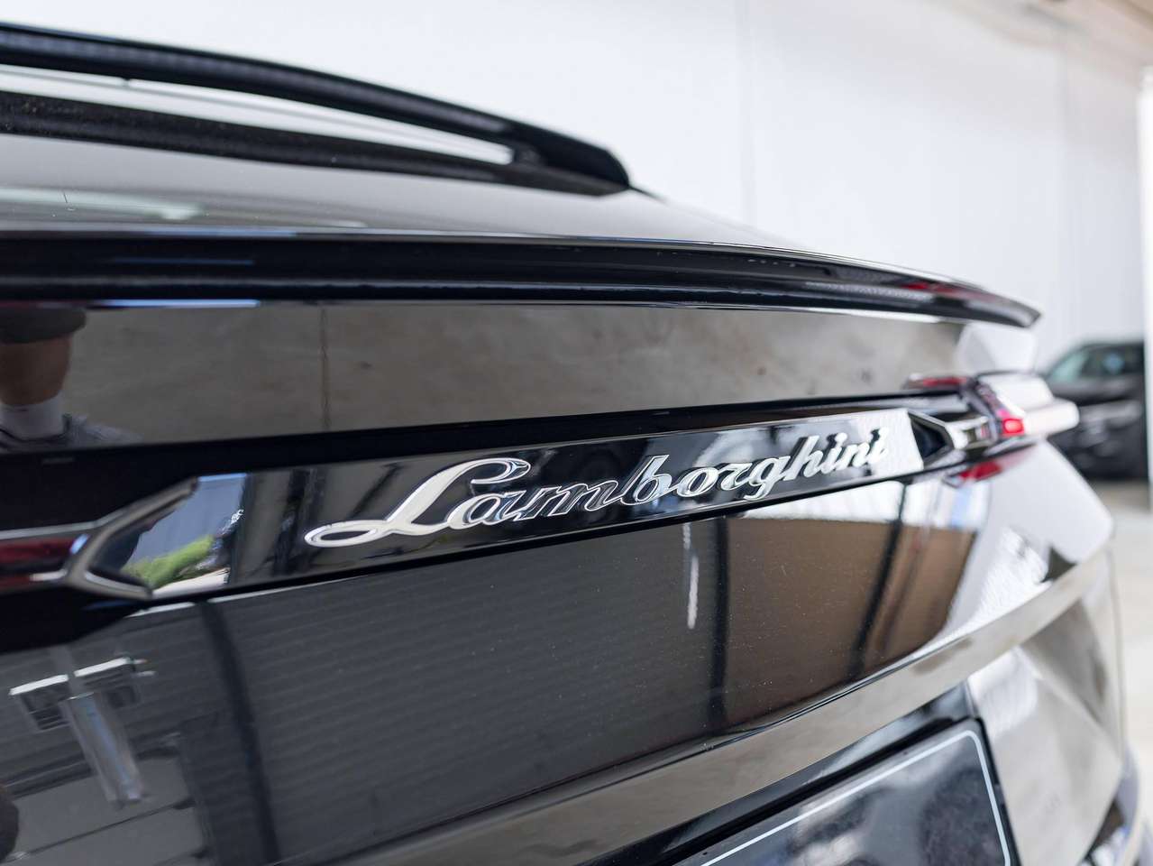 Lamborghini Urus 4.0 BITURBO V8|LUKAKU FIRST OWNER|NIGHT VISION|360°|BANG&OLUFSEN|MASSAGE|HEAD-UP|ZETELVERW.+KOELING|CARBON|REAR WHEEL ST. — foto 14 van 25