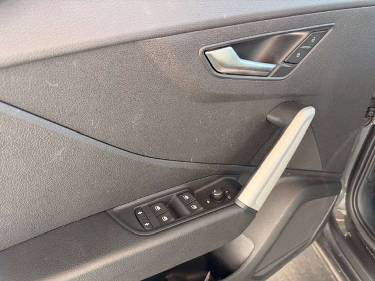 Audi Q2 ATTRACTION BENZINE SLECHTS 58000KM!!!!! — foto 11 van 22