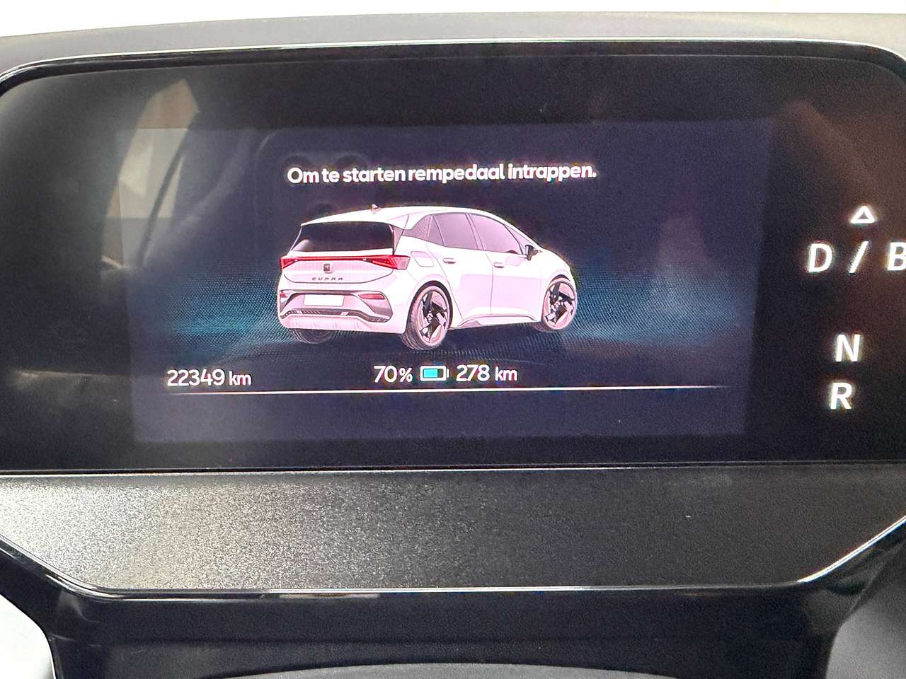 CUPRA Born Born 60/63kWh eBoost 170KW SOH100% 360°CAMERA*CARPLAY*DAB*NAVI*ACC*BLIS*LANE ASSIST*LED*AC2ZONE — foto 11 van 25