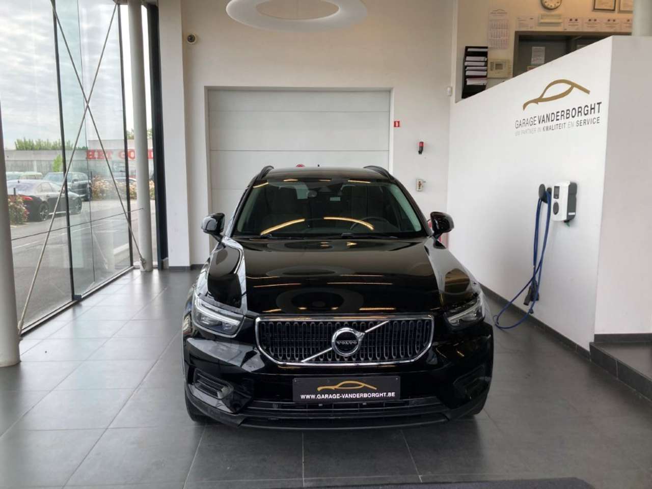 Volvo XC40 MOMENTUM BENZINE SLECHTS 63000KM!!!! — foto 2 van 14