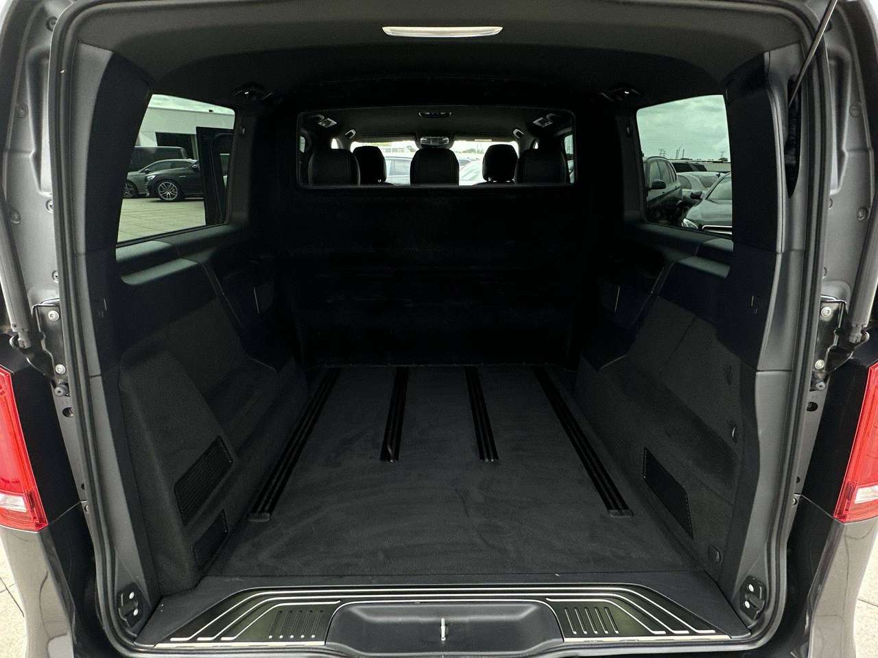 Mercedes-Benz V 220 D lichte vracht AMG Leder LED Trekh Nachtp — foto 12 van 14