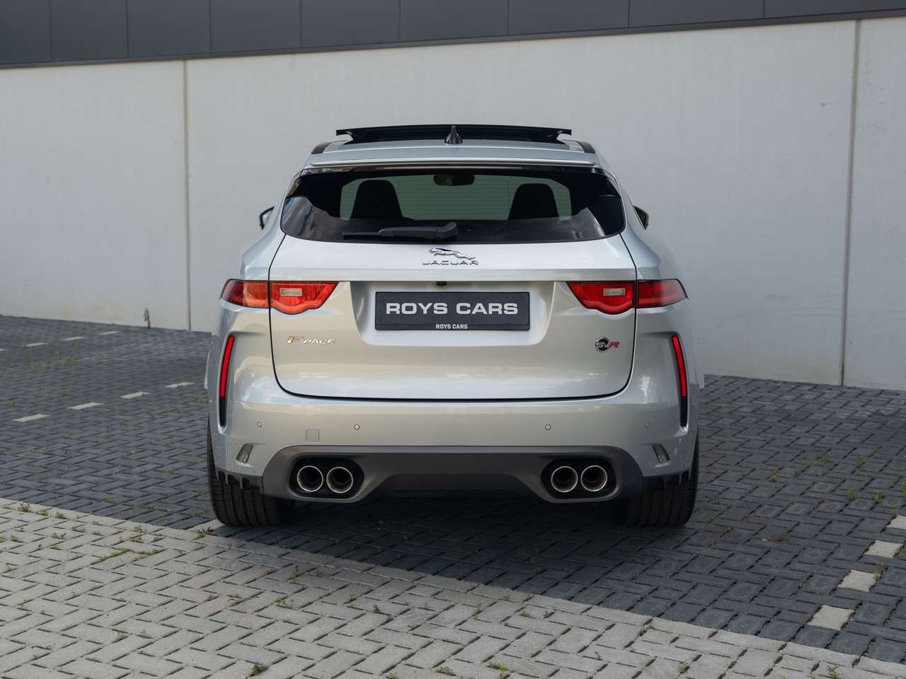 Jaguar F-Pace F-Pace SVR 5.0 V8 AWD LICHTE VRACHT/DEALER SERVICED/PRE OPF/1ST BE OWNER — foto 5 van 25