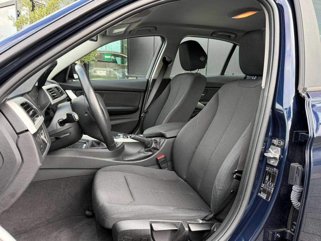 BMW 316 d  GPS  1 er prop 109000km Carpass !! — foto 10 van 18