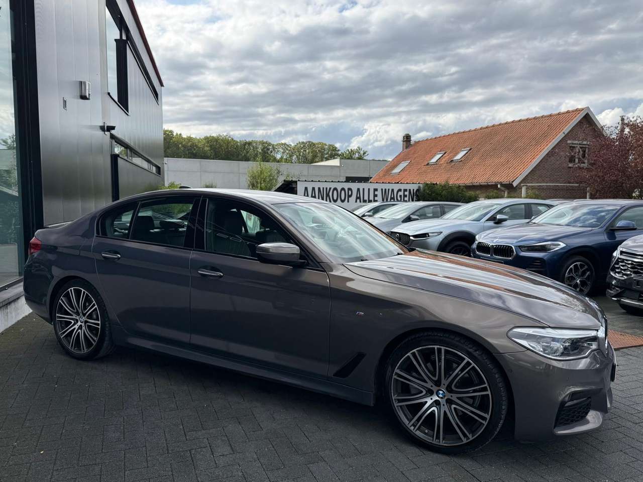BMW 520 iA M-Pack Dealerprice 20999 euro ttc — foto 4 van 17