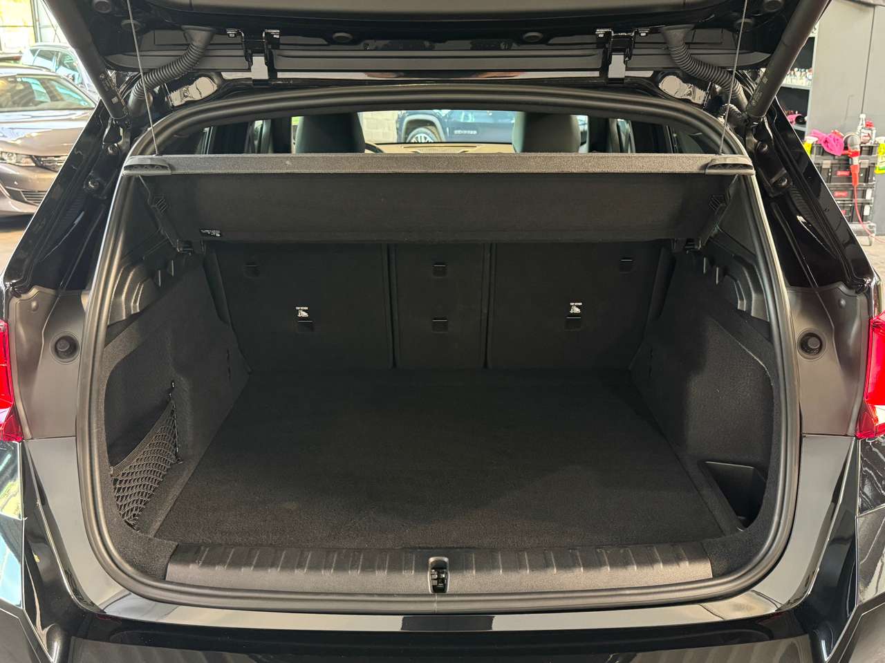 BMW X1 1.5iA sDrive18i M-Sport — foto 4 van 19