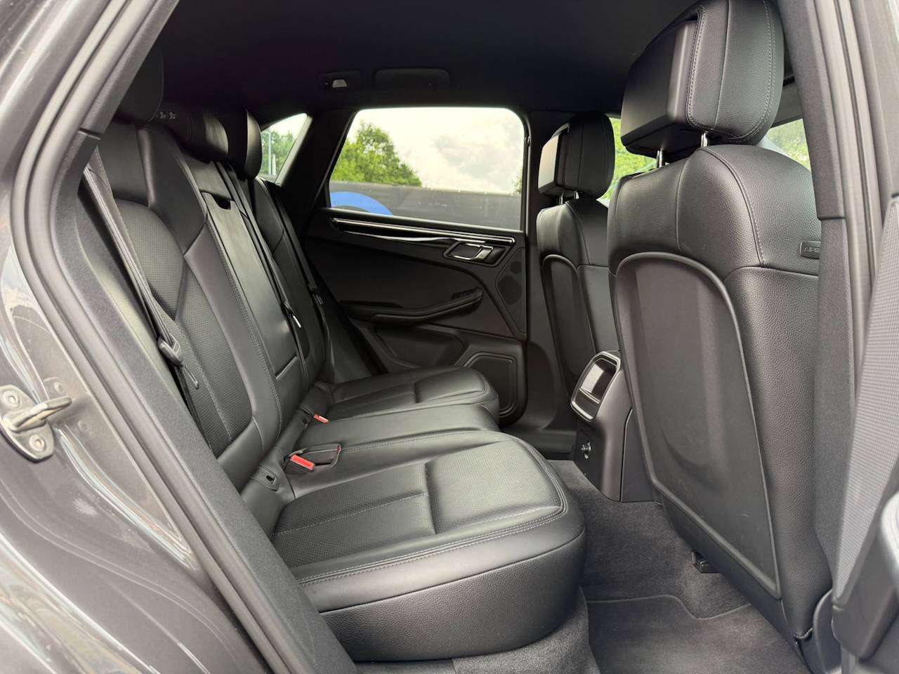 Porsche Macan Macan S 3.0 V6 BI-TURBO PDK CAMERA LEDER — foto 7 van 19