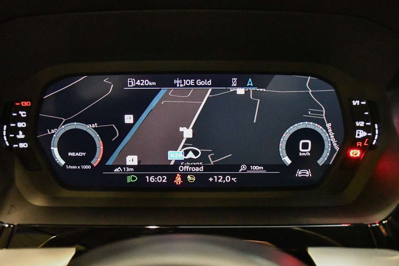 Audi A3 A3 30 TFSI Sedan advanced - NAVI / SMARTLINK / ACC — foto 16 van 19