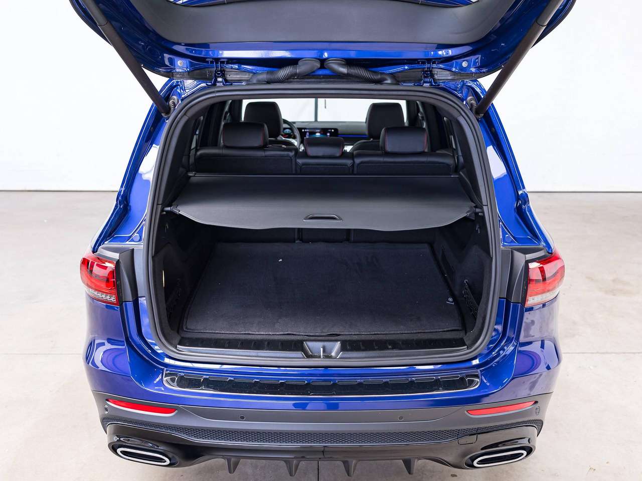 Mercedes-Benz GLB 180 AMG Line|CARBON|PANO|360°|HEAD-UP|SFEERVERL.|ZETELVERW|KEYLESS|ACC|LA|GARANTIE| — foto 11 van 25