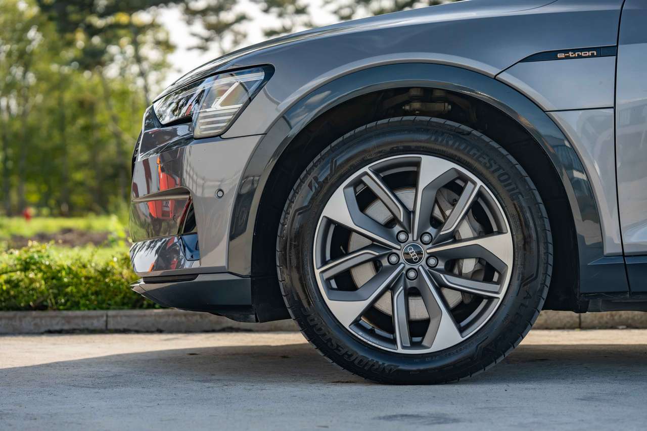 Audi e-tron E-TRON 55 SPORTBACK*QUATTRO*RS SEATS*PANO*LED*CAMERA* — foto 8 van 25