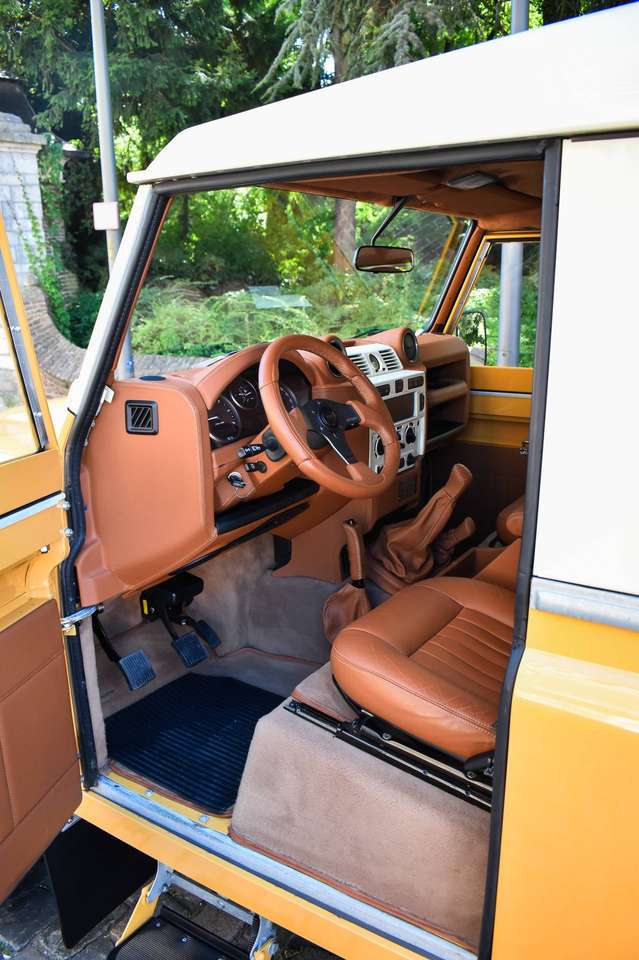 Land Rover Defender 90 / 2.2 TD4 / "Borrego Yellow Heritage" — foto 3 van 22