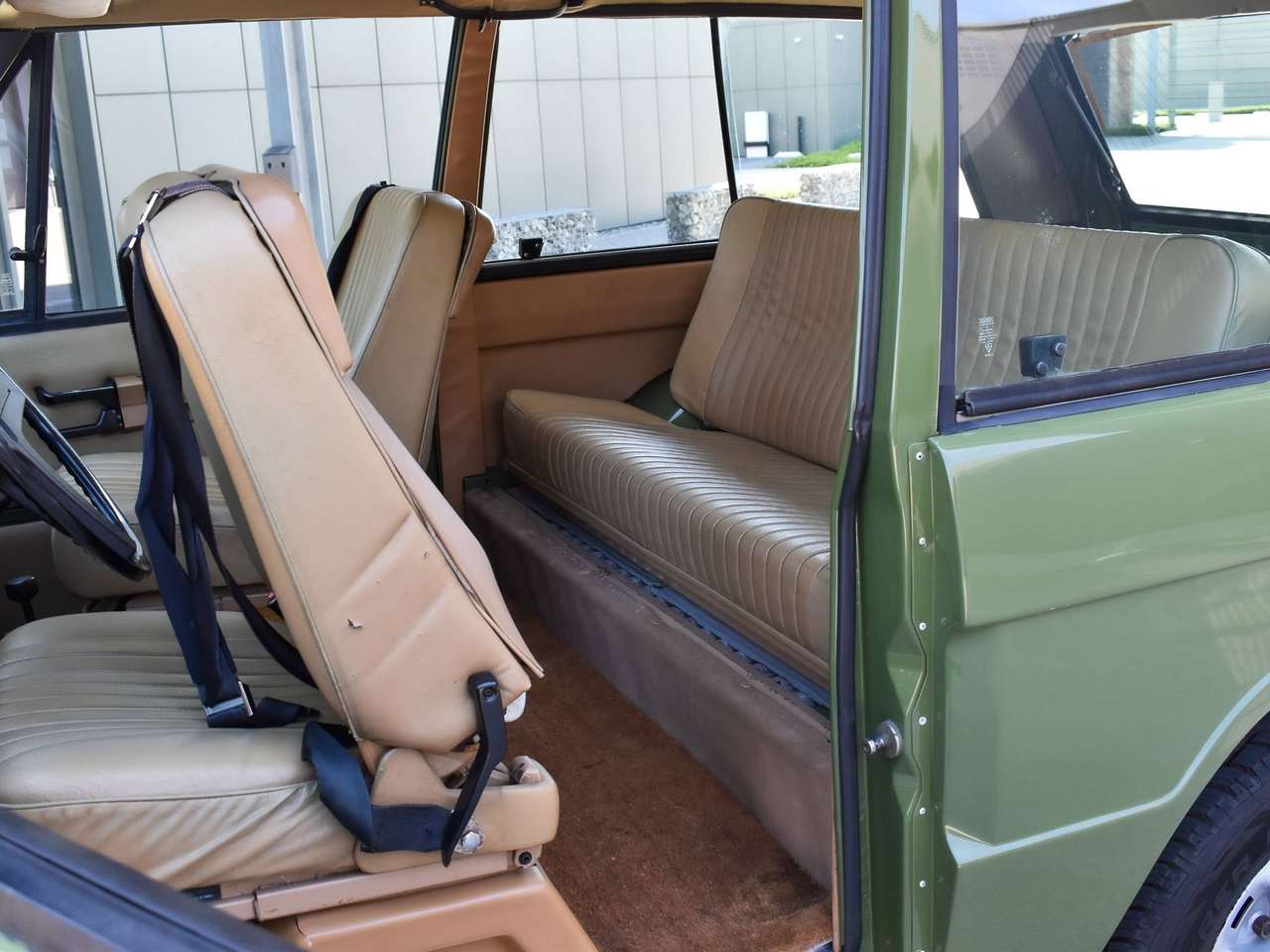 Land Rover Range Rover Classic V8 / Warwick Green / Restored / Suffix D — foto 10 van 19