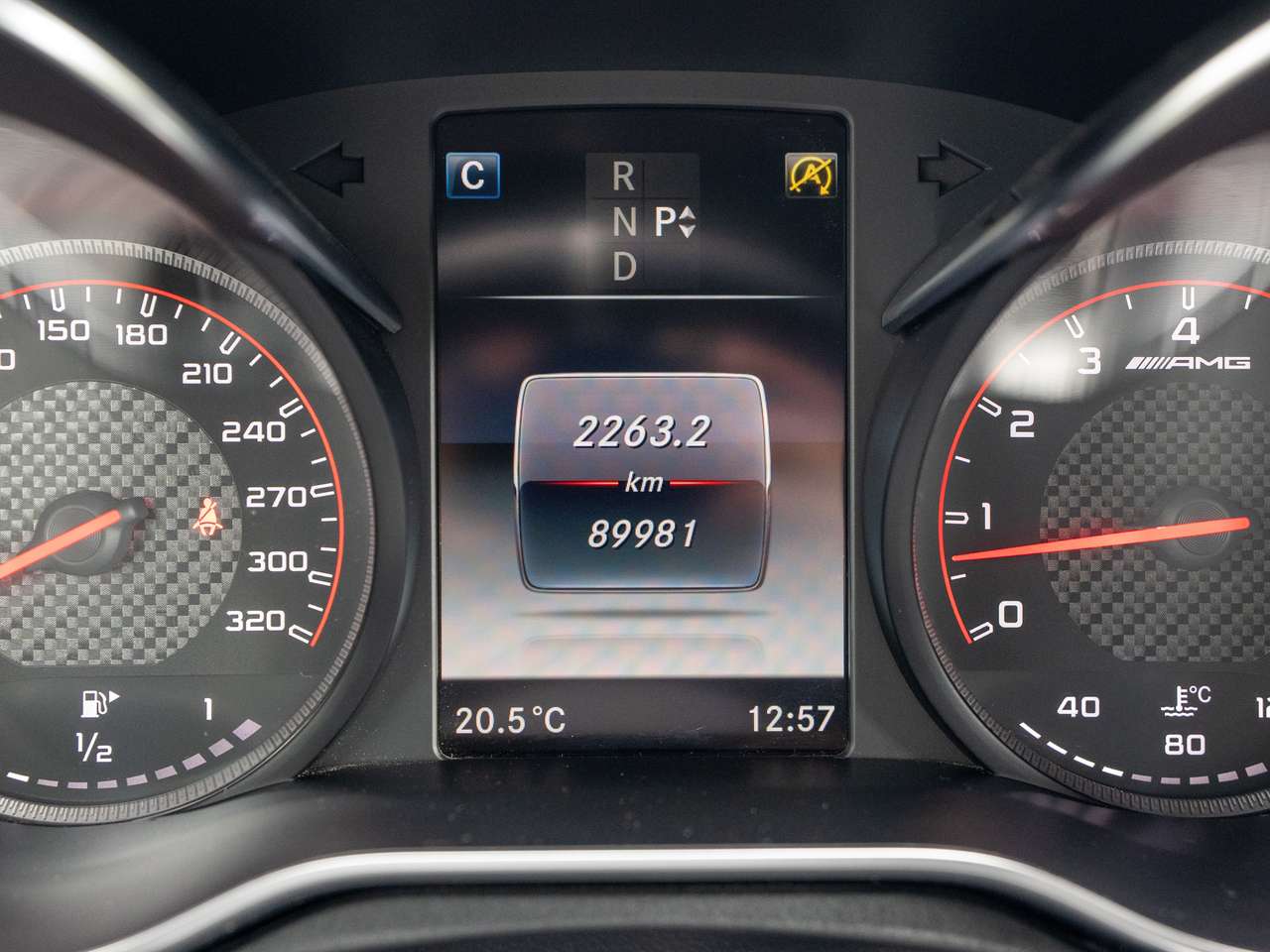 Mercedes-Benz C 63 AMG C 63 AMG S -LICHTE VRACHT/PANO/BURMESTER/HEAD-UP/KEYLESS/360 CAMERA — foto 19 van 25