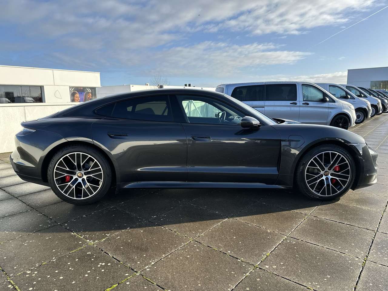 Porsche Taycan 4S Luchtvering Pan. Dak Pass. Display full option! — foto 4 van 19