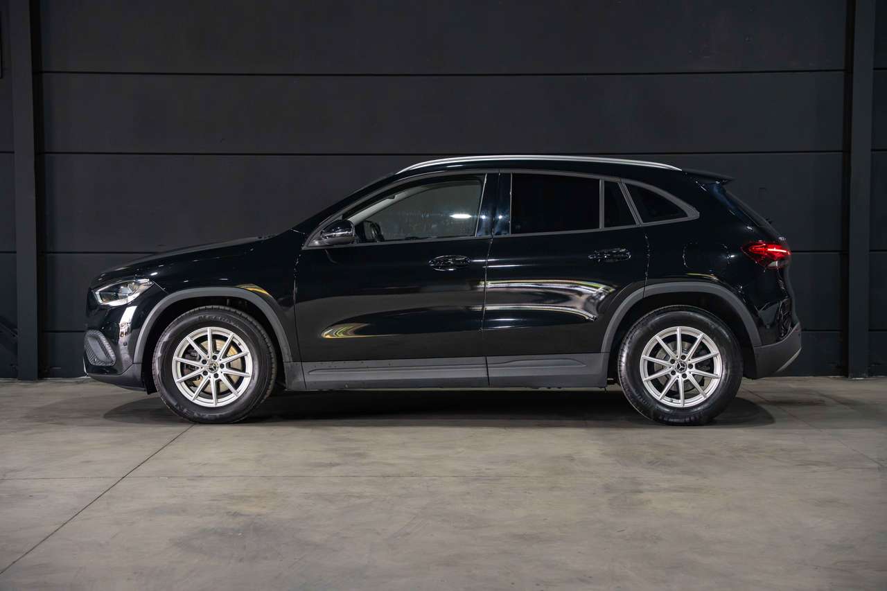 Mercedes-Benz GLA 180 (2021) — foto 2