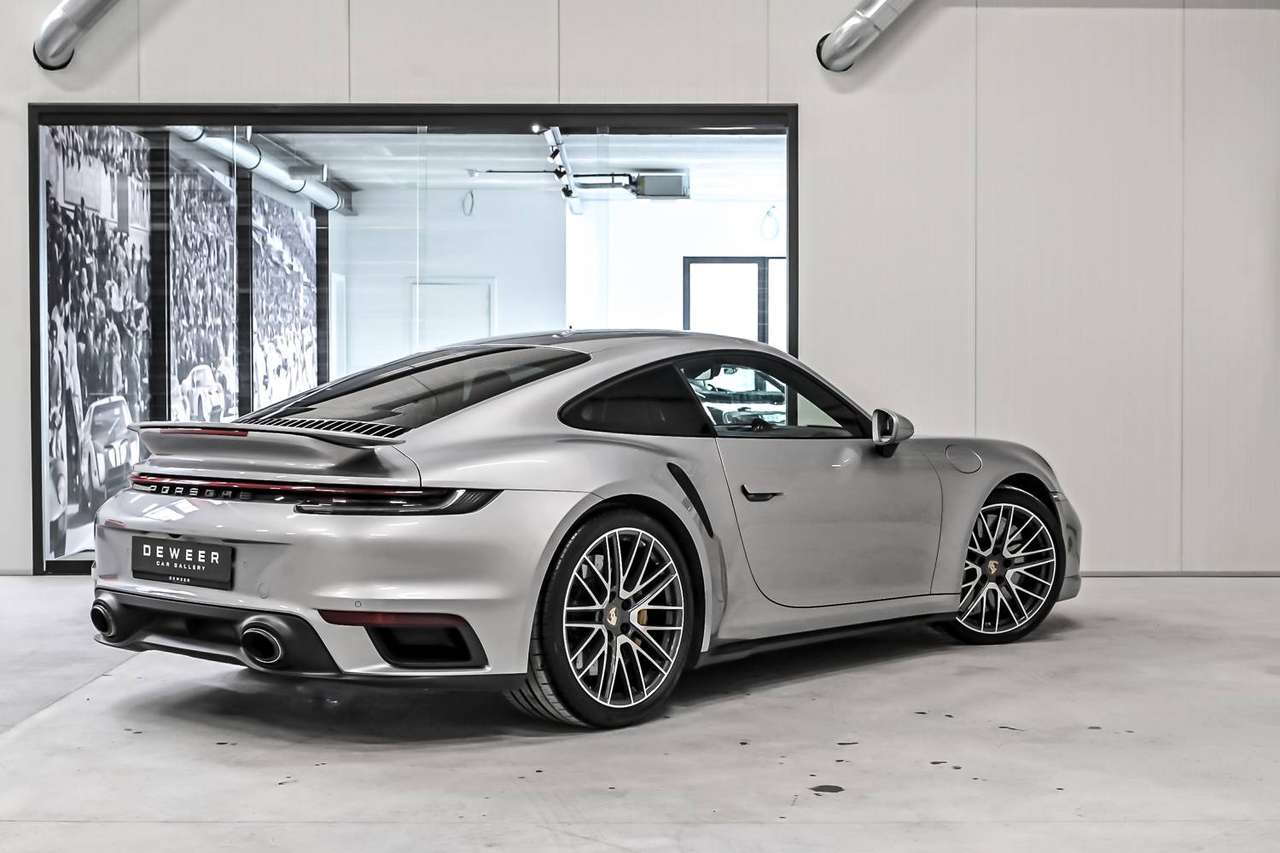 Porsche 992 911 Turbo Ceramic PCCB/sport Chrono/18W/PTV+/PDLS+ — foto 2 van 25